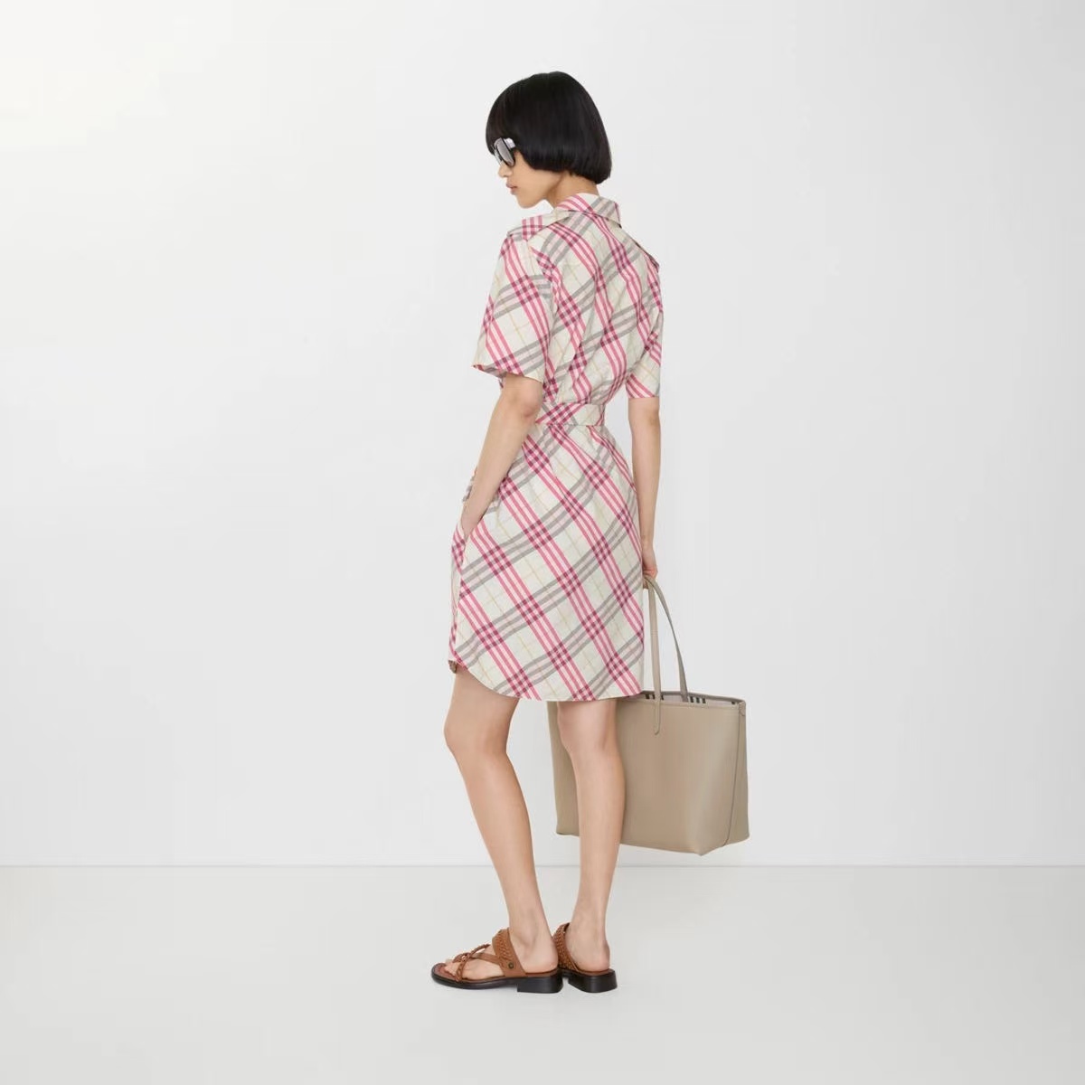Luxury fashion portrait